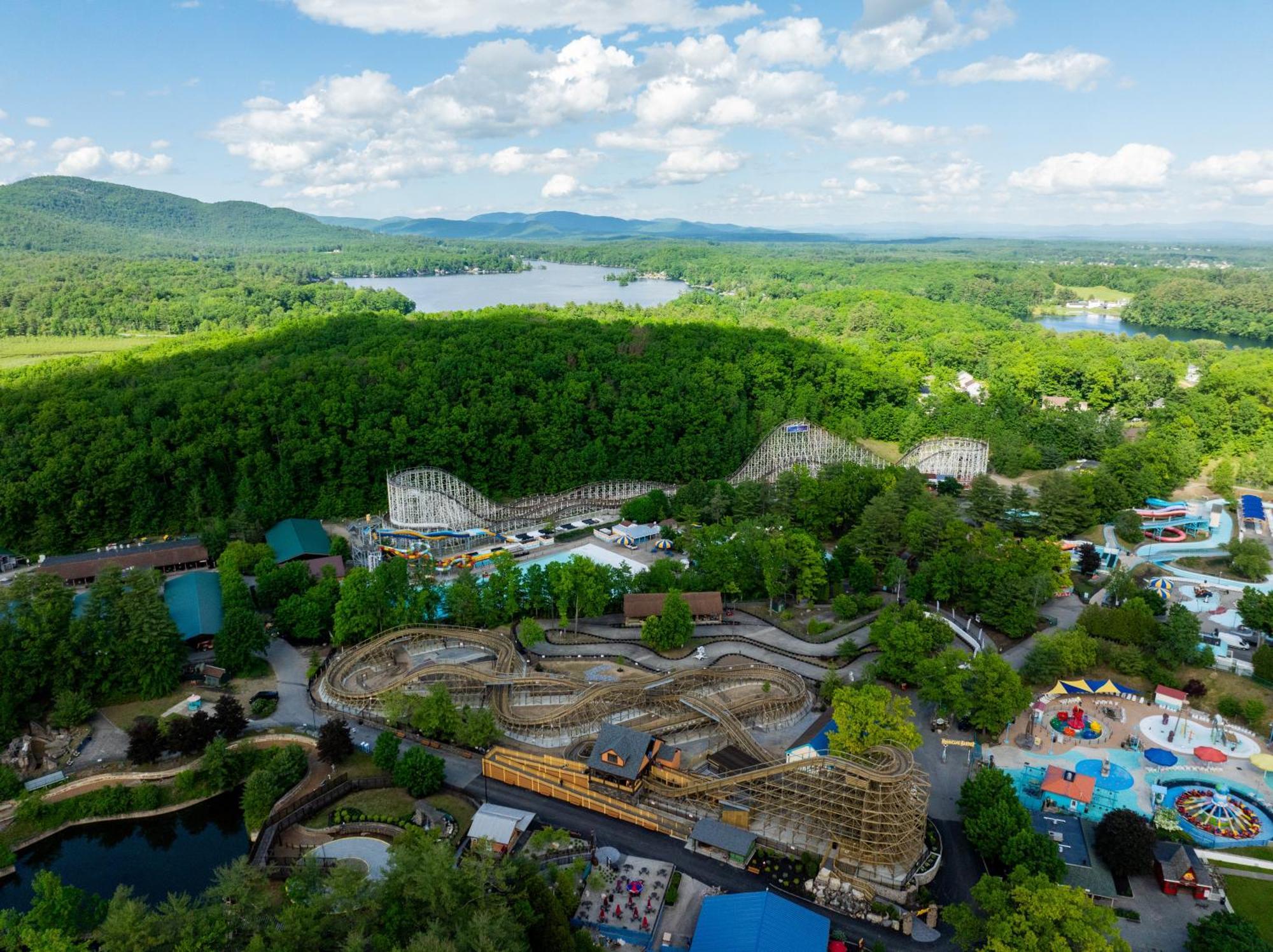 Six Flags Great Escape Lodge & Indoor Waterpark Queensbury Exterior photo