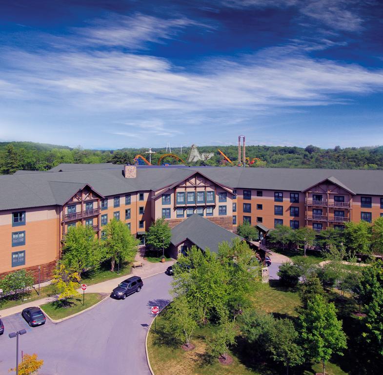Six Flags Great Escape Lodge & Indoor Waterpark Queensbury Exterior photo